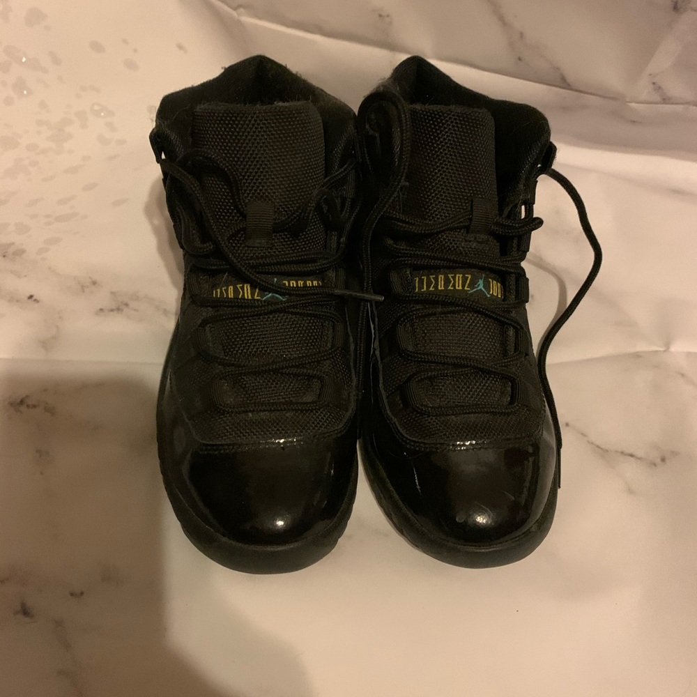 Kids Jordan retro 11s “gamma blues”